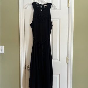 Elegant Black Sleeveless Dress